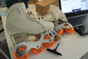 Edea Ice Fly taitoluistin ja taitorullaluistin